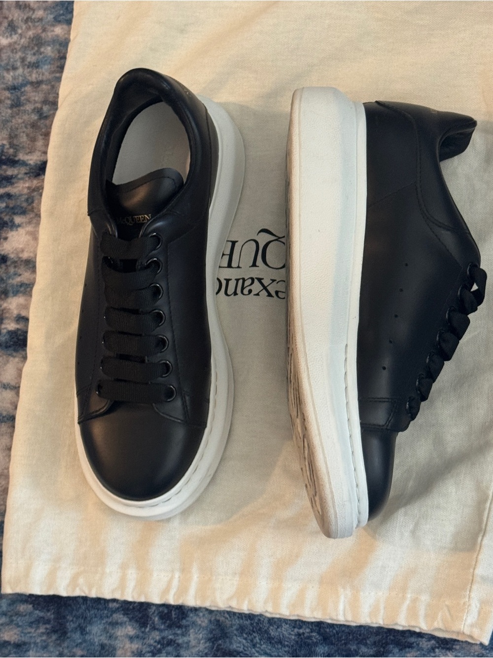 Alexander McQueen Sneakers with White Sole - Picture 7 of 8